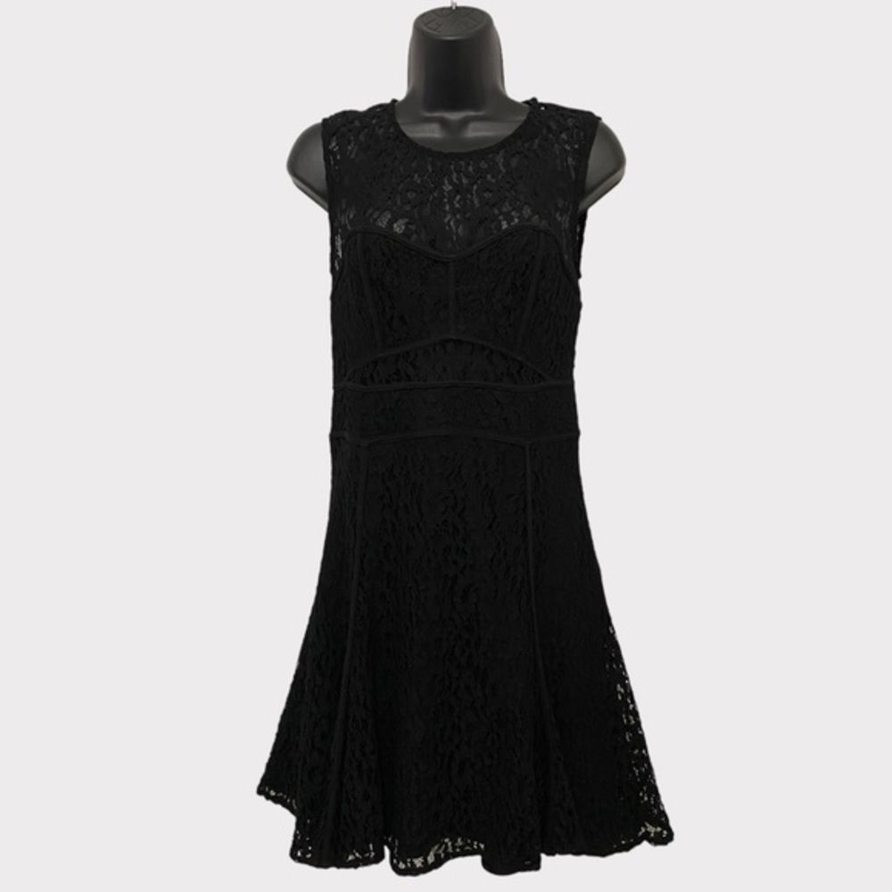 Victoria’s Secret Sleeveless Black Lace A-Line Dress Size 4